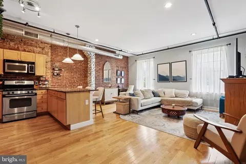 103 7 Church St #12, Philadelphia, PA 19106