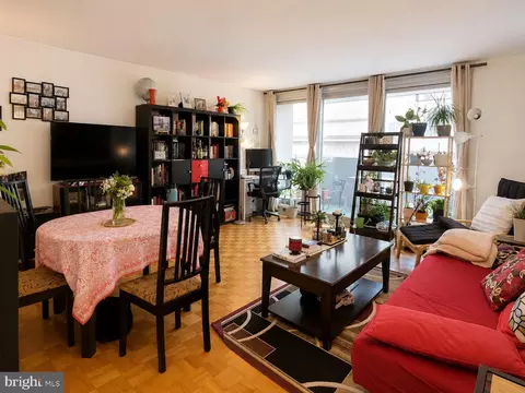 224 W 30 W Rittenhouse Sq #413, Philadelphia, PA 19103