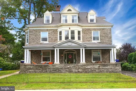 129 W Upsal St, Philadelphia, PA 19119