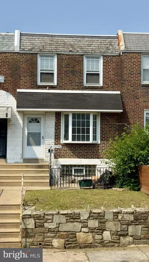 4306 Marple St, Philadelphia, PA 19136