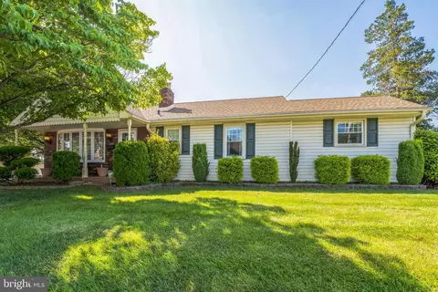 10135 Haldeman Ave, Philadelphia, PA 19116