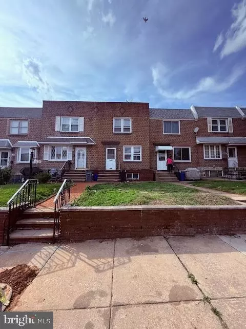 6530 Algard St, Philadelphia, PA 19135