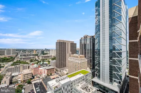 1901 John F Kennedy Blvd #2923, Philadelphia, PA 19103
