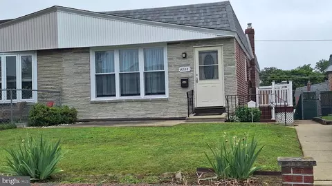 8555 Castor Ave, Philadelphia, PA 19152