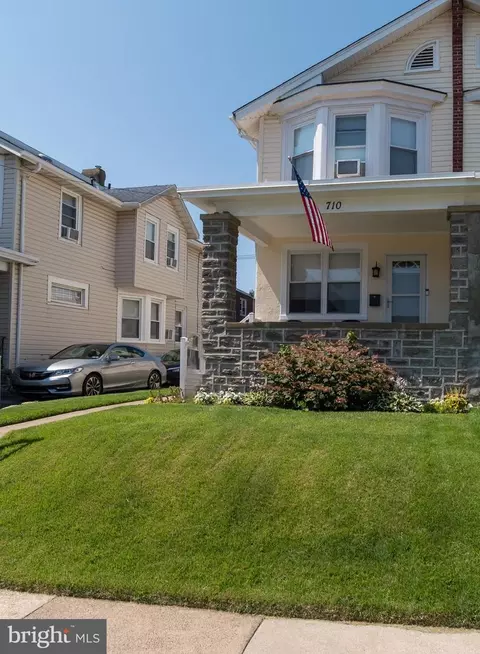 710 Stanwood St, Philadelphia, PA 19111