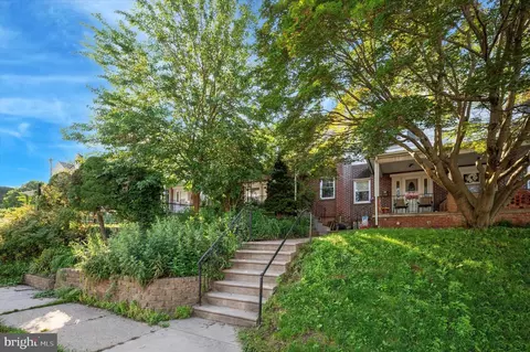 3312 Bowman St, Philadelphia, PA 19129