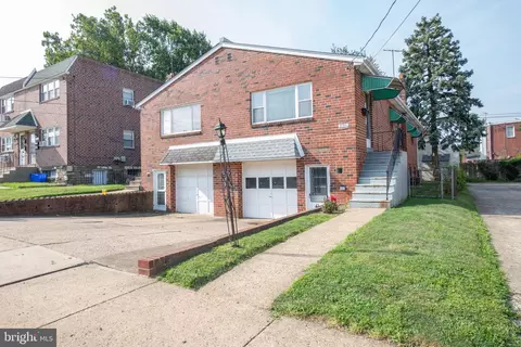 1702 Arthur St, Philadelphia, PA 19152