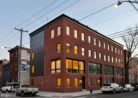 2463 Coral St, Philadelphia, PA 19125