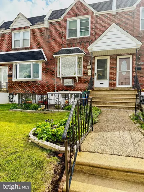4528 Strahle St, Philadelphia, PA 19136