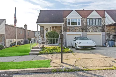 15155 Ina Dr, Philadelphia, PA 19116