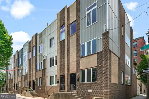 1146 N Orianna St, Philadelphia, PA 19123