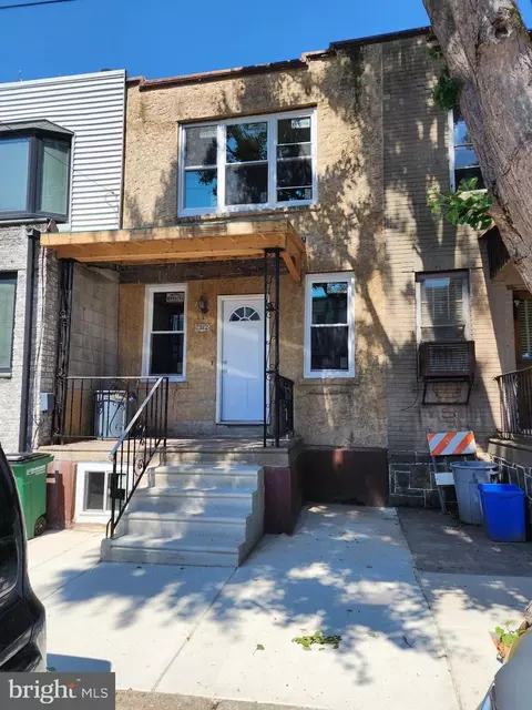 2912 S Smedley St, Philadelphia, PA 19145
