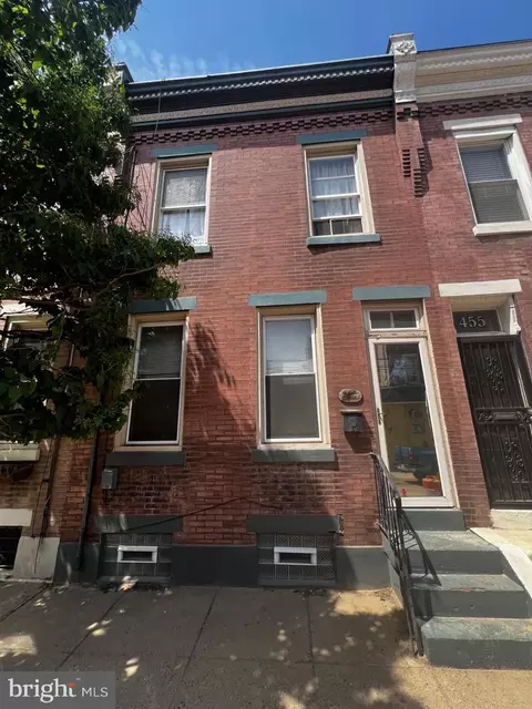 453 Belgrade St, Philadelphia, PA 19125