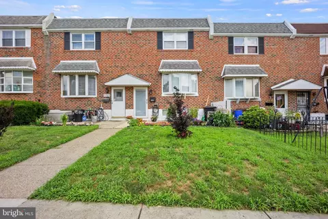 2871 Tremont St, Philadelphia, PA 19136