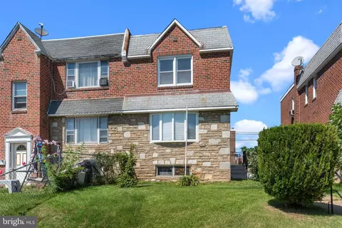 1703 Danforth St, Philadelphia, PA 19152