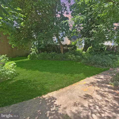 1214 S Melville St, Philadelphia, PA 19143