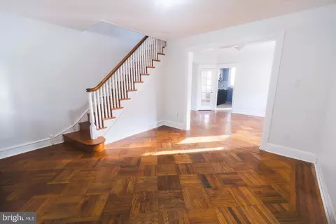 534 E Carver St, Philadelphia, PA 19120