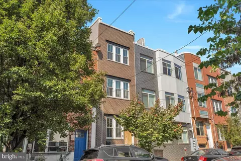 2208 Amber St, Philadelphia, PA 19125