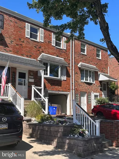 10804 Rayland Rd, Philadelphia, PA 19154