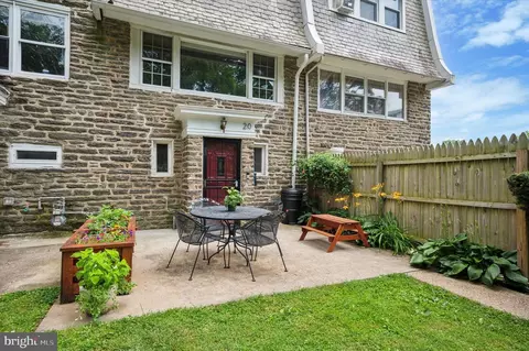 20 E Gorgas Ln, Philadelphia, PA 19119