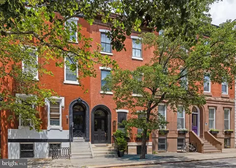 2209 Spruce St, Philadelphia, PA 19103