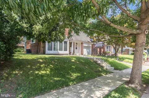 907 Plainfield St, Philadelphia, PA 19150