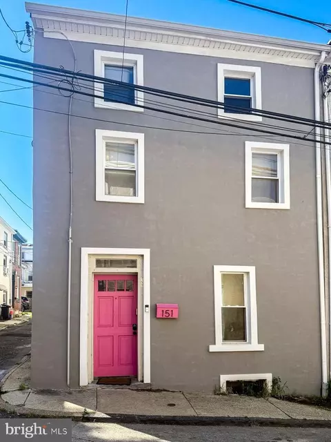 151 Conarroe St, Philadelphia, PA 19127