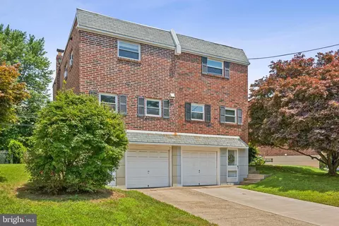 1125 Solly Ave, Philadelphia, PA 19111