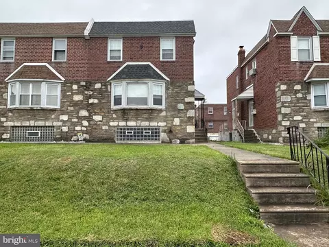 2418 Vista St, Philadelphia, PA 19152