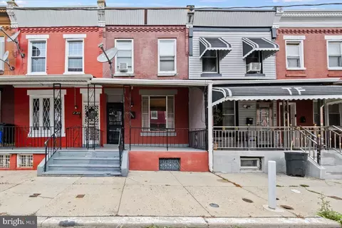 2527 W Oakdale St, Philadelphia, PA 19132