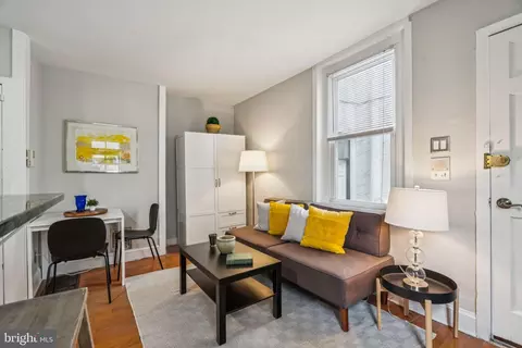 2013 Naudain St #B, Philadelphia, PA 19146