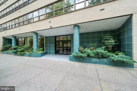 1810 18 Rittenhouse Sq #803, Philadelphia, PA 19103