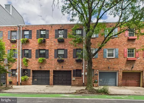 408 S Croskey St #C, Philadelphia, PA 19146