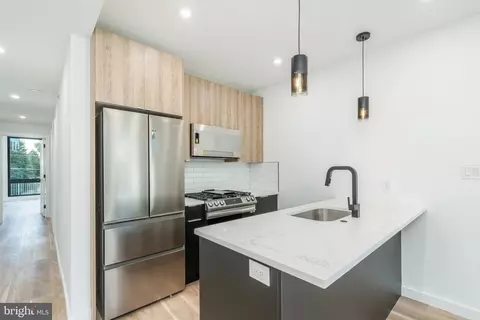 1527 Ogden St #2, Philadelphia, PA 19130