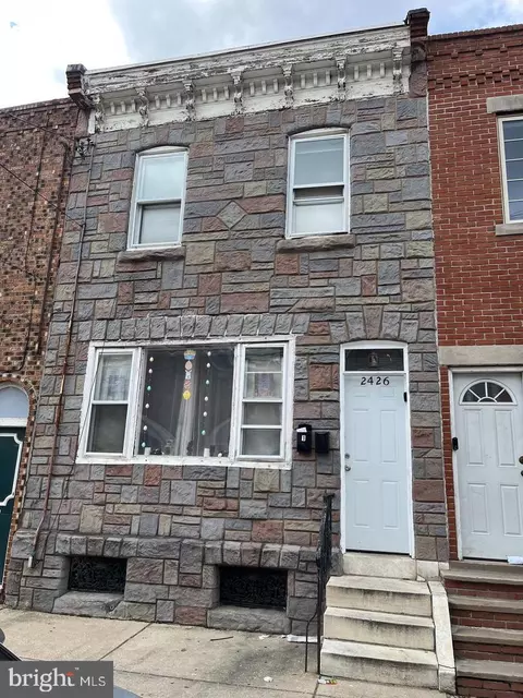 2426 S 5th St, Philadelphia, PA 19148