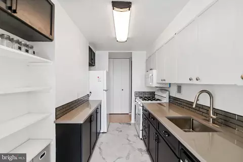 3600 Conshohocken Ave #1502, Philadelphia, PA 19131