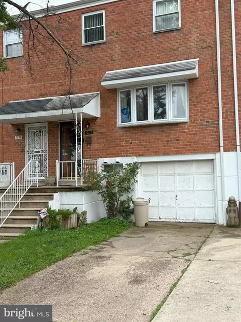 7330 Kinglet Pl, Philadelphia, PA 19153
