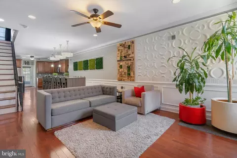 535 Mifflin St, Philadelphia, PA 19148
