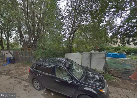 1923 E Harold St, Philadelphia, PA 19125