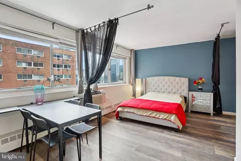 2101 17 Chestnut St #1601, Philadelphia, PA 19103