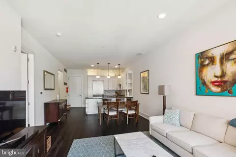 410 S Front St #304, Philadelphia, PA 19147