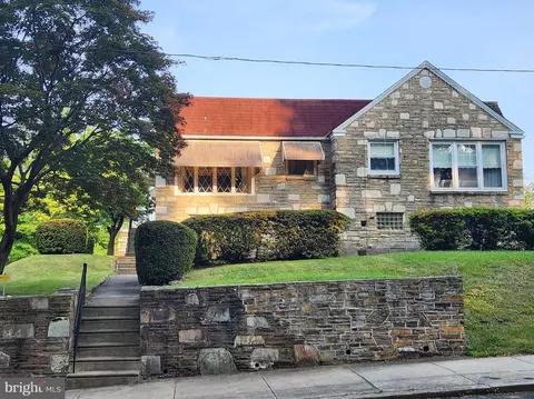 8835 Winchester Ave, Philadelphia, PA 19115