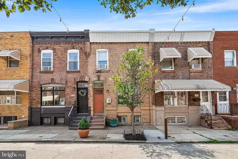 2412 S Hutchinson St, Philadelphia, PA 19148