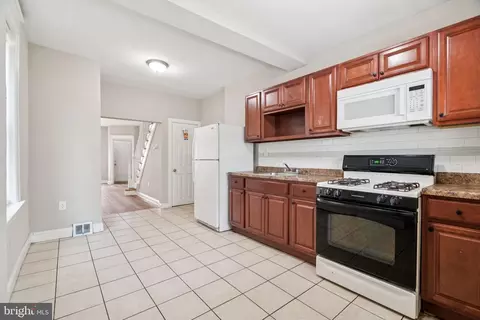 1940 Clarence St, Philadelphia, PA 19134