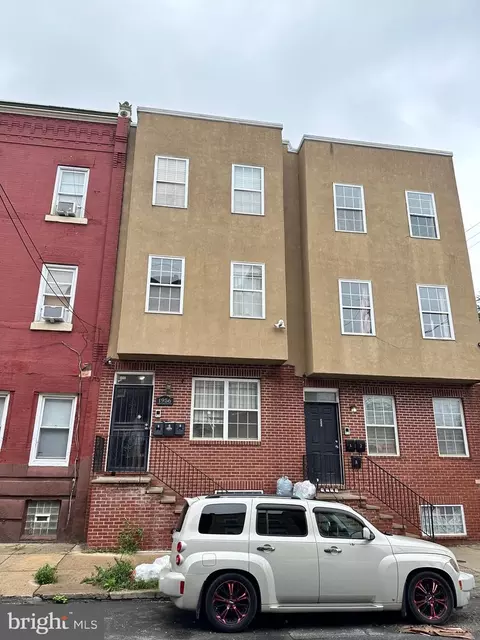 1956 N 18th St, Philadelphia, PA 19121