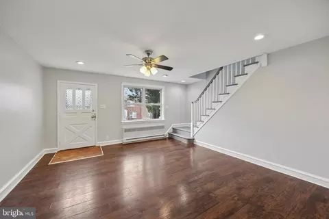 1434 Creston St, Philadelphia, PA 19149