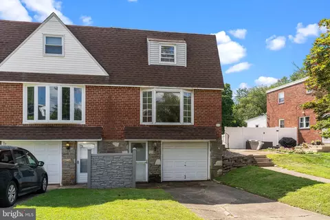 720 Millwood Rd, Philadelphia, PA 19115