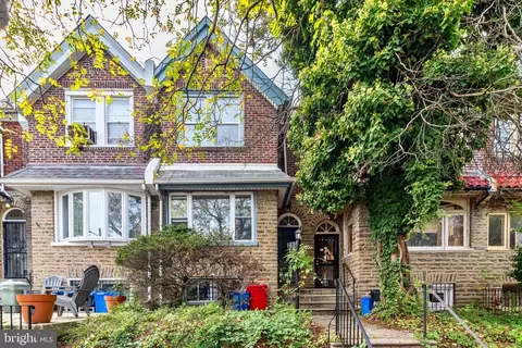 5636 N Uber St, Philadelphia, PA 19141