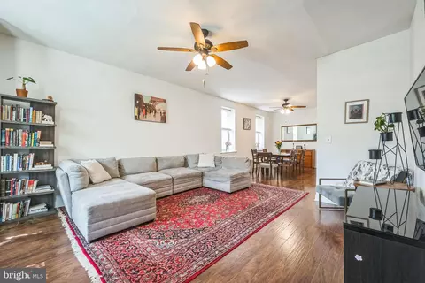 4131 Pechin St, Philadelphia, PA 19128