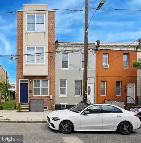 1913 Titan St, Philadelphia, PA 19146